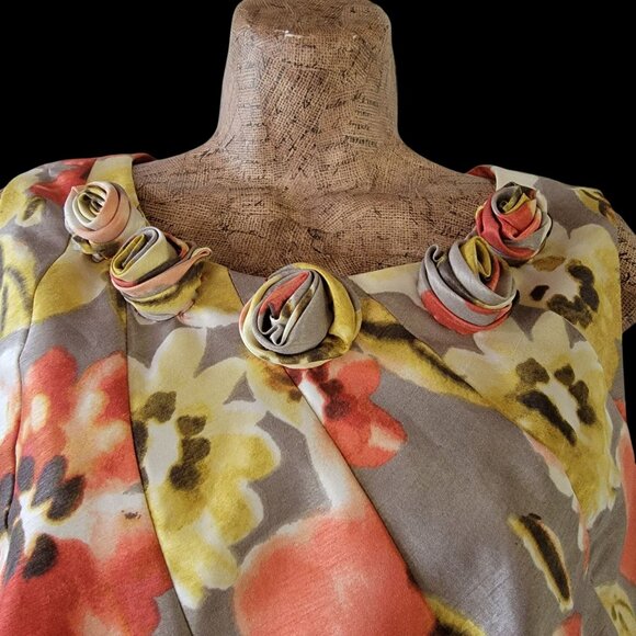 Kim Rogers Floral Sleeveless Dress With Rosette Neckline & Side Zipper - Picture 3 of 13